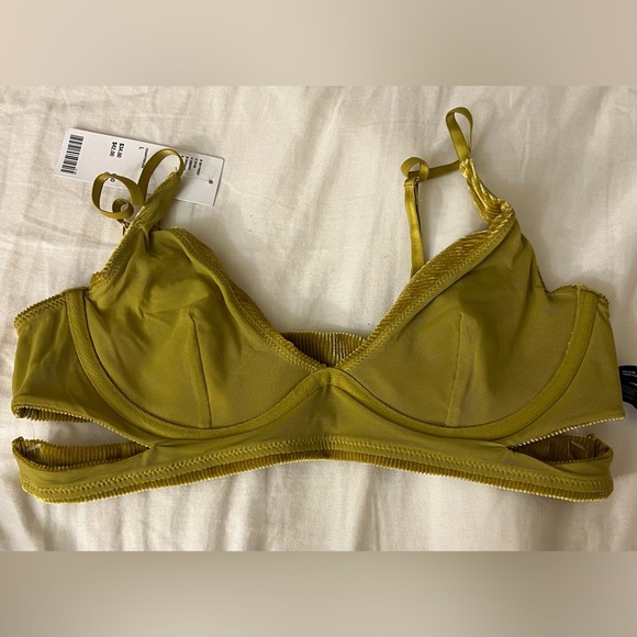 Nwt out from under cut it out ribbed velvet bra l - Picture 8 of 12